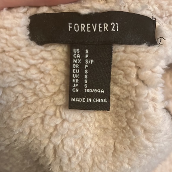 Forever 21 Faux Shearling Vest Camel Suede - Picture 6 of 7